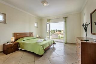 Villa Das Oliveiras amazing location walk to Marina restaurants beach - Albufeira - 5
