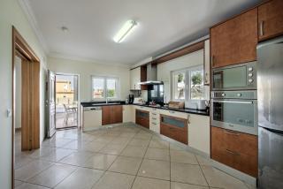 Villa Das Oliveiras amazing location walk to Marina restaurants beach - Albufeira - 1