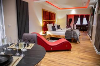 exkl. romantisches SM Apartment Black Rose - Gifhorn - 0