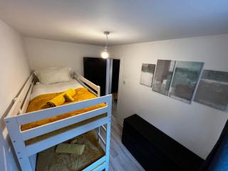 Central flat, Alton Towers, Waterworld - Stoke on Trent - 4