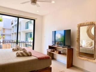 Urban Towers By Andiani Travel - Playa del Carmen - 1