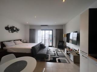 The signature premium studio (2) - 1