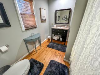 Bluff Mountain Retreat - 1