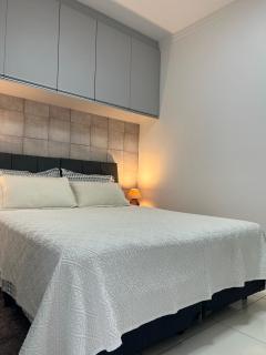 Apto Charmoso com Sacada Gourmet na melhor Praia - Praia Grande - 8