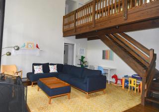 Autumn Wings - Propane Grill, Wifi, Kid Friendly, King Bed, Games, Screen Porch, Pool Access, Hiking - Berkeley Springs - 1