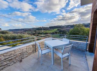 Luxury Apartment with Private Pool - 4