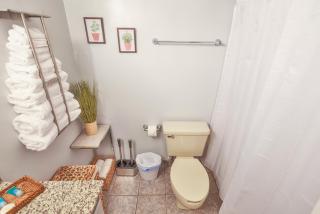 studio-condo, with a marina view! - Fort Walton Beach - 8