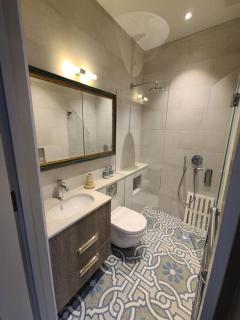 New Boutique Ground Floor Apartment - 7