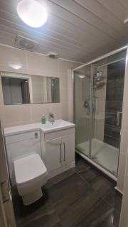 Comfort Sleep - Rooms with shared facilities - Windsor - 6