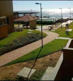 Apartamento encantador com vista para o mar - 1