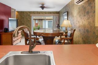 Lotus Suite in a Boutique Resort, 1Bedroom Sleeps 4 - Kihei - 8
