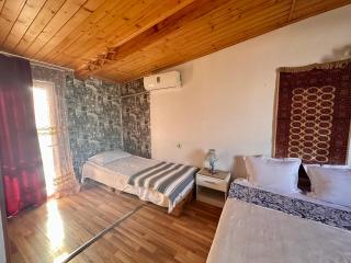 Heart of Old Tbilisi Apartments - Tbilisi - 9