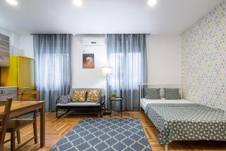 !PROMO! Giallo Modern Studio-Free Private Parking-Fast Wi-Fi - Novi Sad - 0