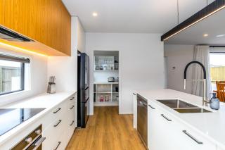 Elegant, Executive Retreat - Methven - 9