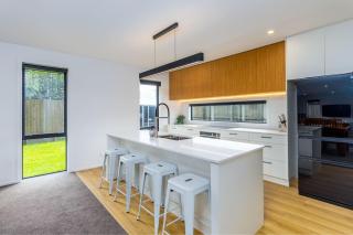 Elegant, Executive Retreat - Methven - 7