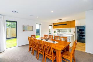 Elegant, Executive Retreat - Methven - 5