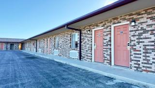 Regency Inn Hondo - 1