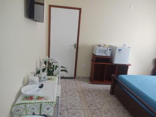 QUARTO CONFORTAVEL COM GARAGEM - Holambra - 4