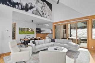Four-Bedroom House - 0