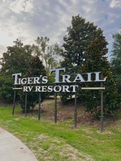 Tiger's Trail RV Resort - Baton Rouge - 8