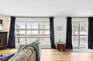 Lake Cabin; Renovated, Flat Lot, Dock, Sandy Beach, Many Games and Lake Toys! - Annandale - 9