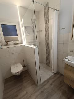 Gemütliche FeWo mit Badeseeblick - Klimafreundlich - Uplengen - 1