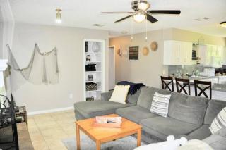 Lake Livingston Family Fun Getaway Serene Sunsets! - Livingston - 1