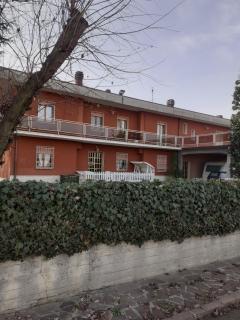 Gold House - Maranello - 0