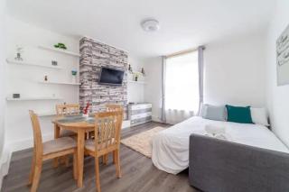 Central Ground Floor Flat Free Parking - Londra - 7