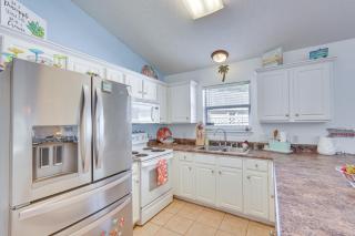 Panama City Beach Home, 1 Mi to BeachandFishing Pier - Panama City Beach - 1