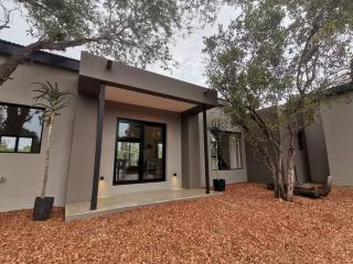 Corkwood Villa - 5