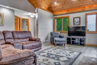 Majestic View Sleeps 10 Hot Tub - De Soto - 6