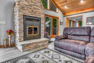 Majestic View Sleeps 10 Hot Tub - De Soto - 4