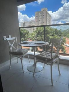 Studio Moderno em Pinheiros - 300m do Metrô e HC - São Paulo - 0