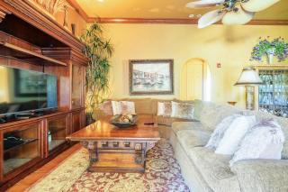 The Crystal Chalet Luxury Home - 3