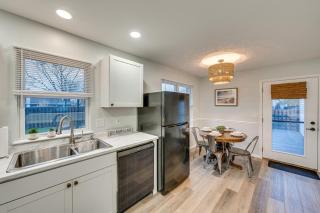 Family-Friendly Gem with Fire Pit 1 Mi to Lake Como - Lake Geneva - 3