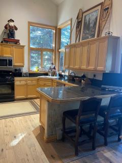 Luxury 7 Bedroom Home Sleeps 22 & Accepts Dogs - - 5