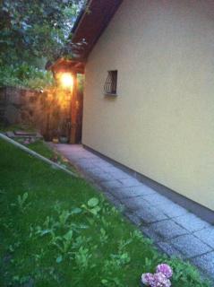 Little house in downtown with garden - Sarajevo - 3