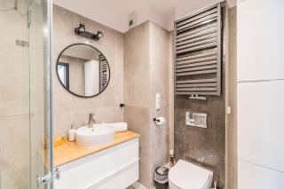Tauron Arena Modern Apartment - Parking and Balcony by Rentujemy - Krakow - 1