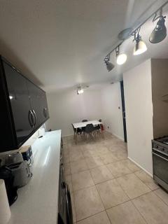 2 bedrooms apartment in Plaistow near tube to central London - Londra - 8