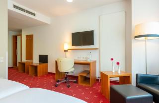 Leonardo Hotel Berlin KU'DAMM - Berlin - 2