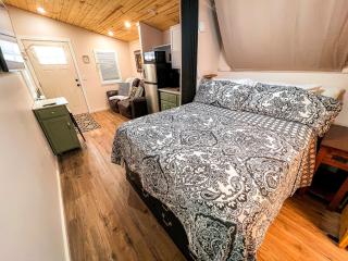 Petite Retreat - 3