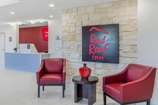 Red Roof Inn Hutchins - 3