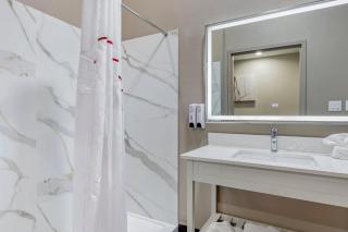 Red Roof Inn Hutchins - 9