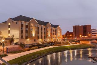 Country Inn & Suites by Radisson, Sioux Falls, SD - Sioux Falls - 8