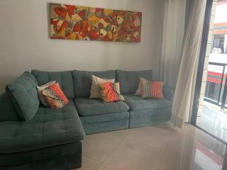 Apto a 400 m da praia da Enseada - 0