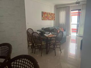 Apto a 400 m da praia da Enseada - 5