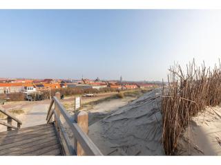 Pet-Friendly Escape by the Sea - 1