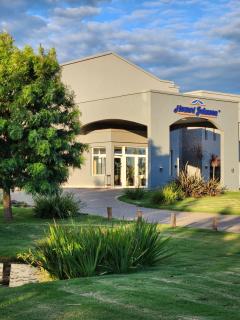 Howard Johnson Hotel & Resort Funes - Funes - 0
