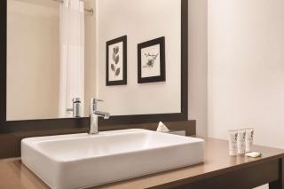 Country Inn & Suites by Radisson, Savannah Midtown, GA - Savannah - 1